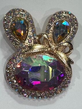 Aurora Crystal Bunny Brooch - Multicolor
